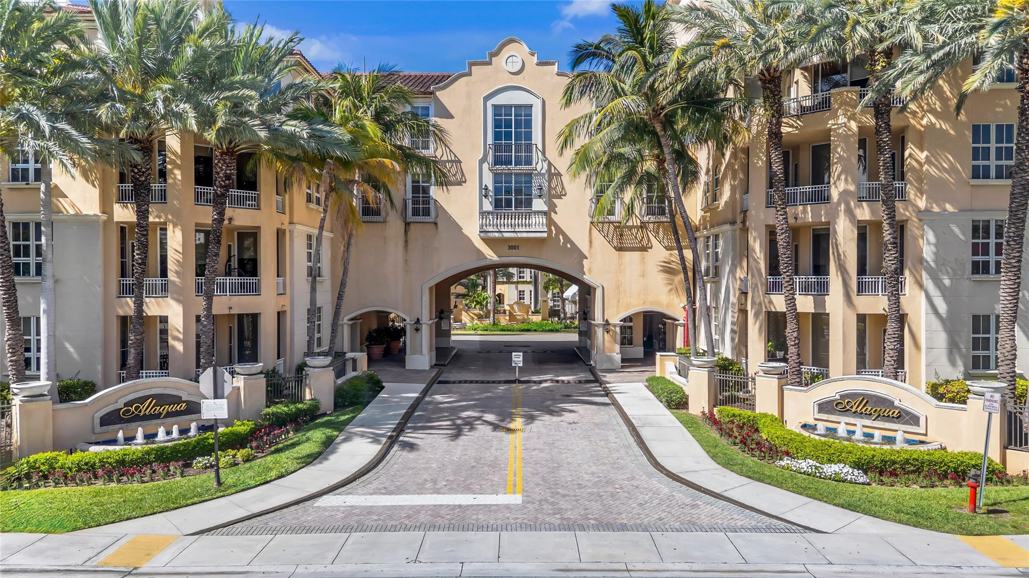 3001 NE 185th Street 111, Aventura, FL 33180 — photo 1