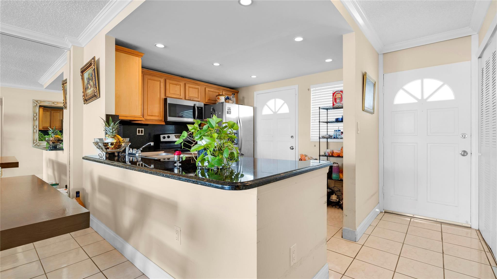 3725 NE 169th Street 207, North Miami Beach, FL 33160