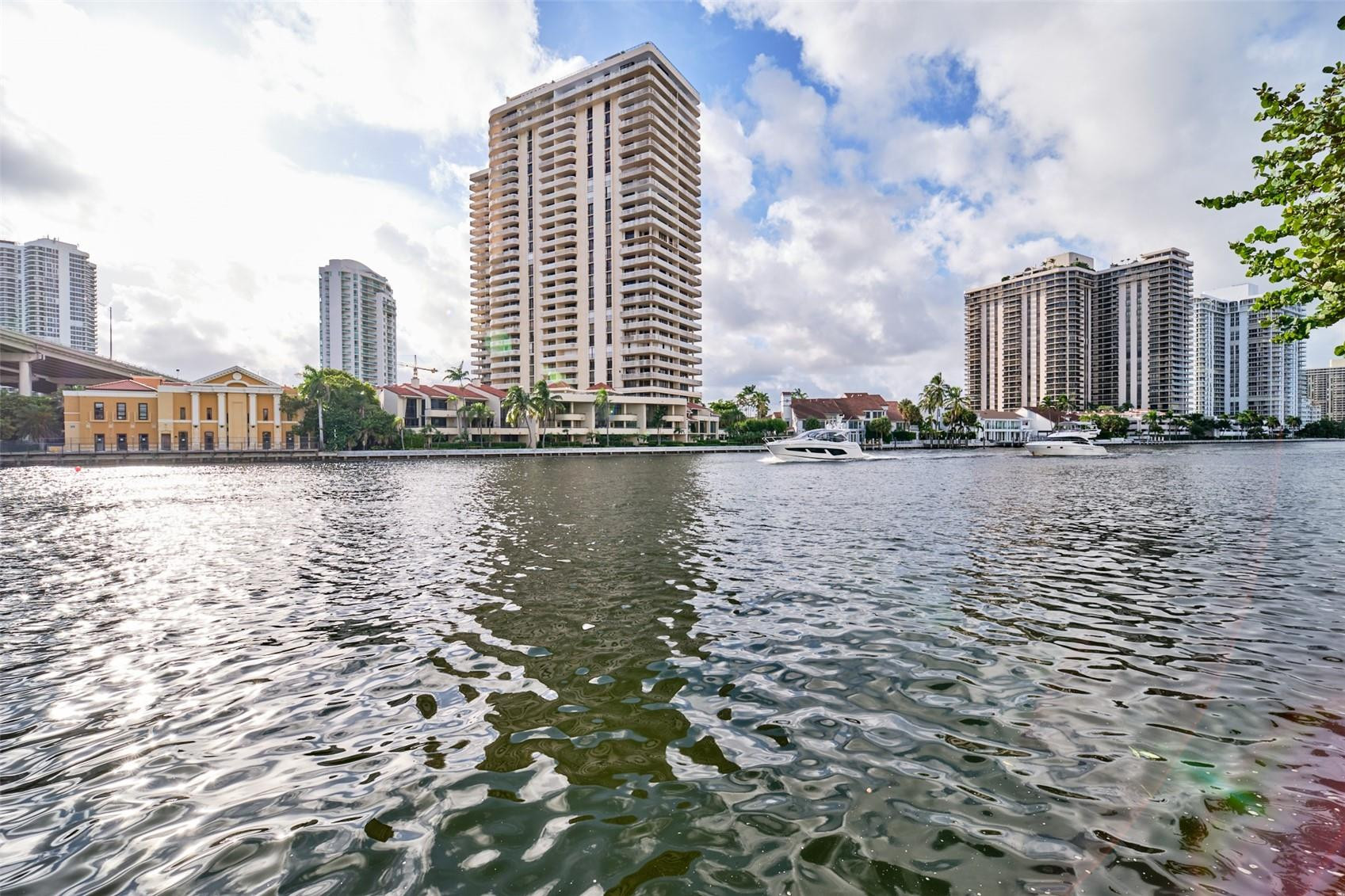 19390 Collins Avenue 212, Sunny Isles Beach, FL 33160