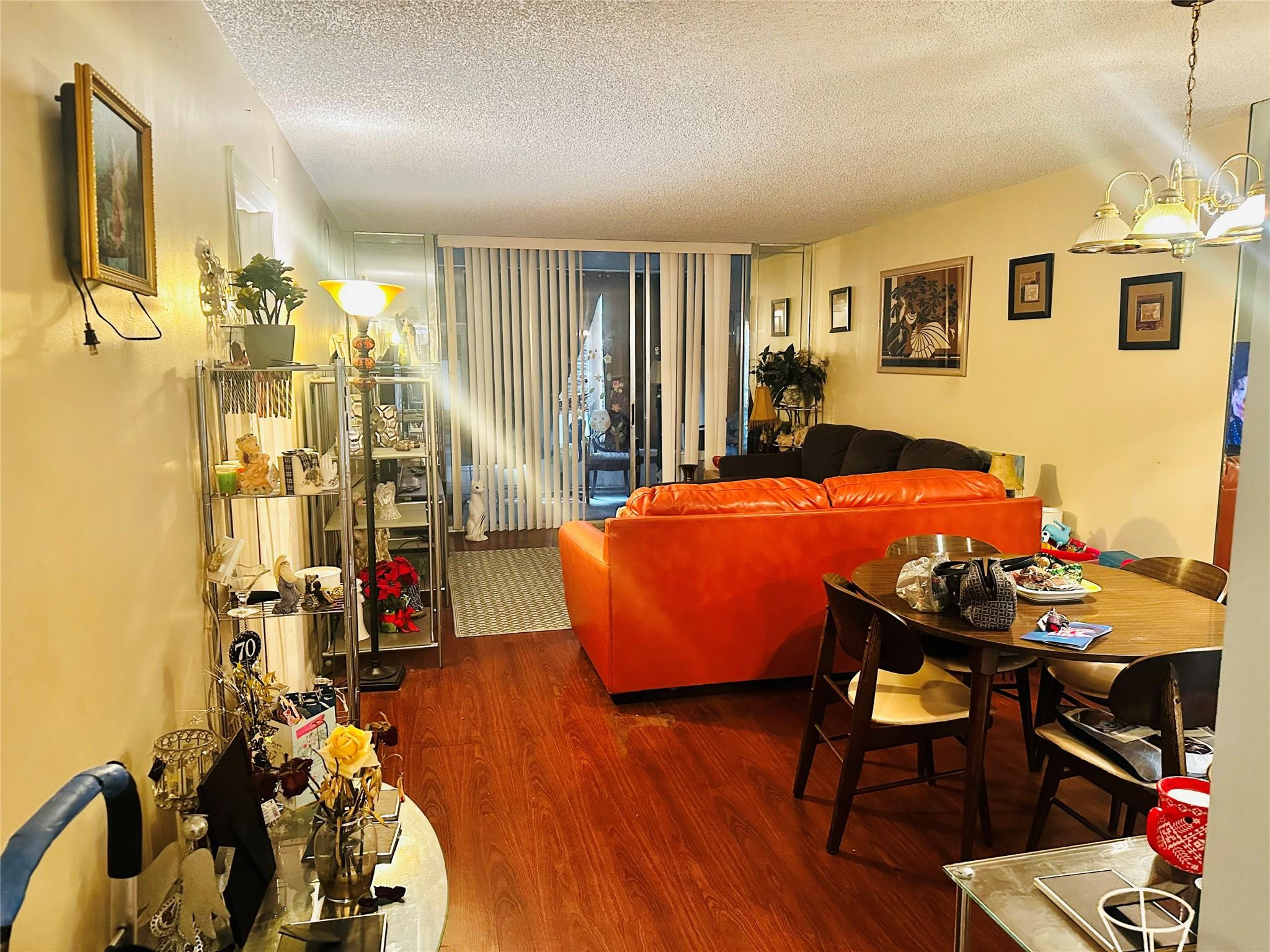 3070 NW 48th Terrace 307, Lauderdale Lakes, FL 33313