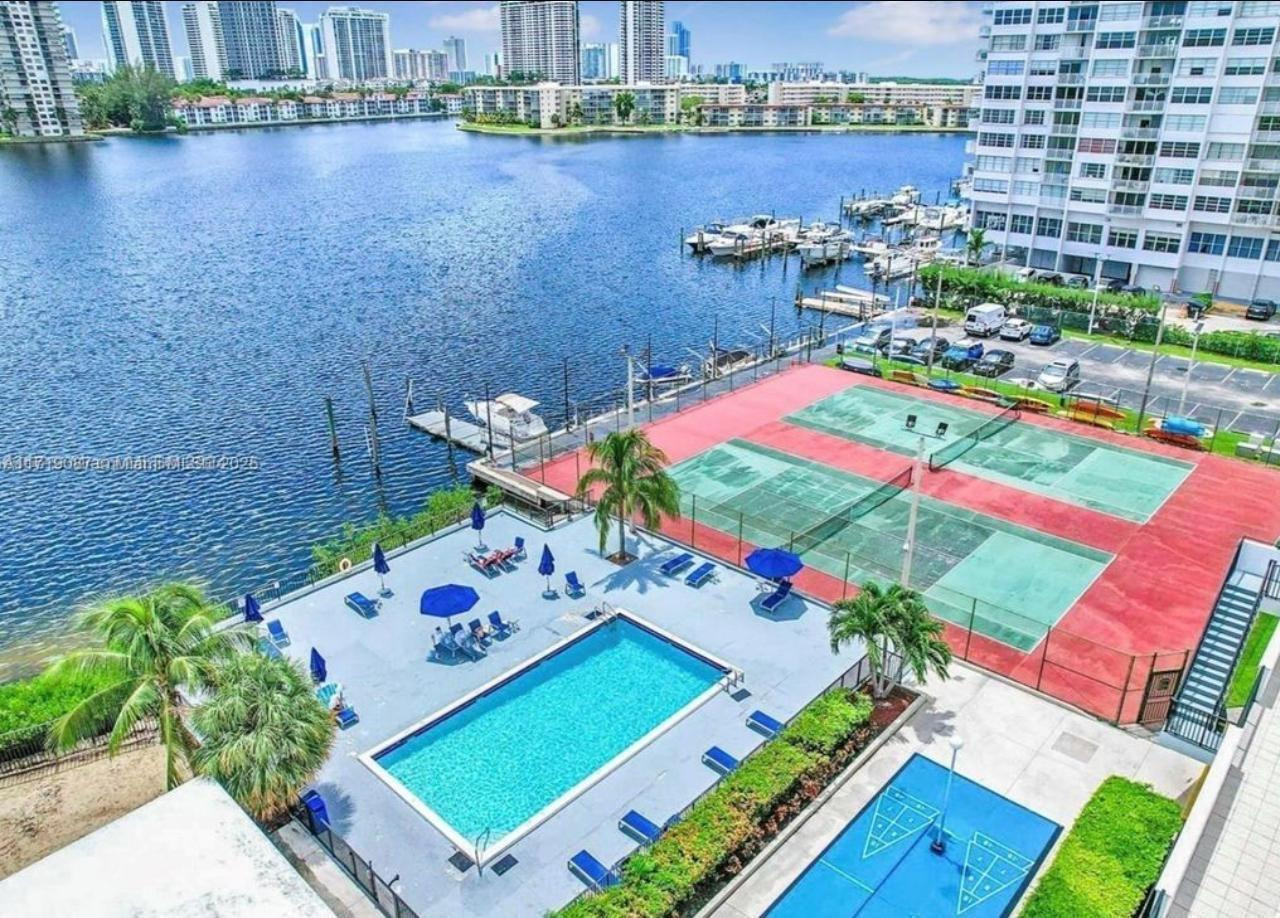 2750 NE 183rd Street 1401, Aventura, FL 33160