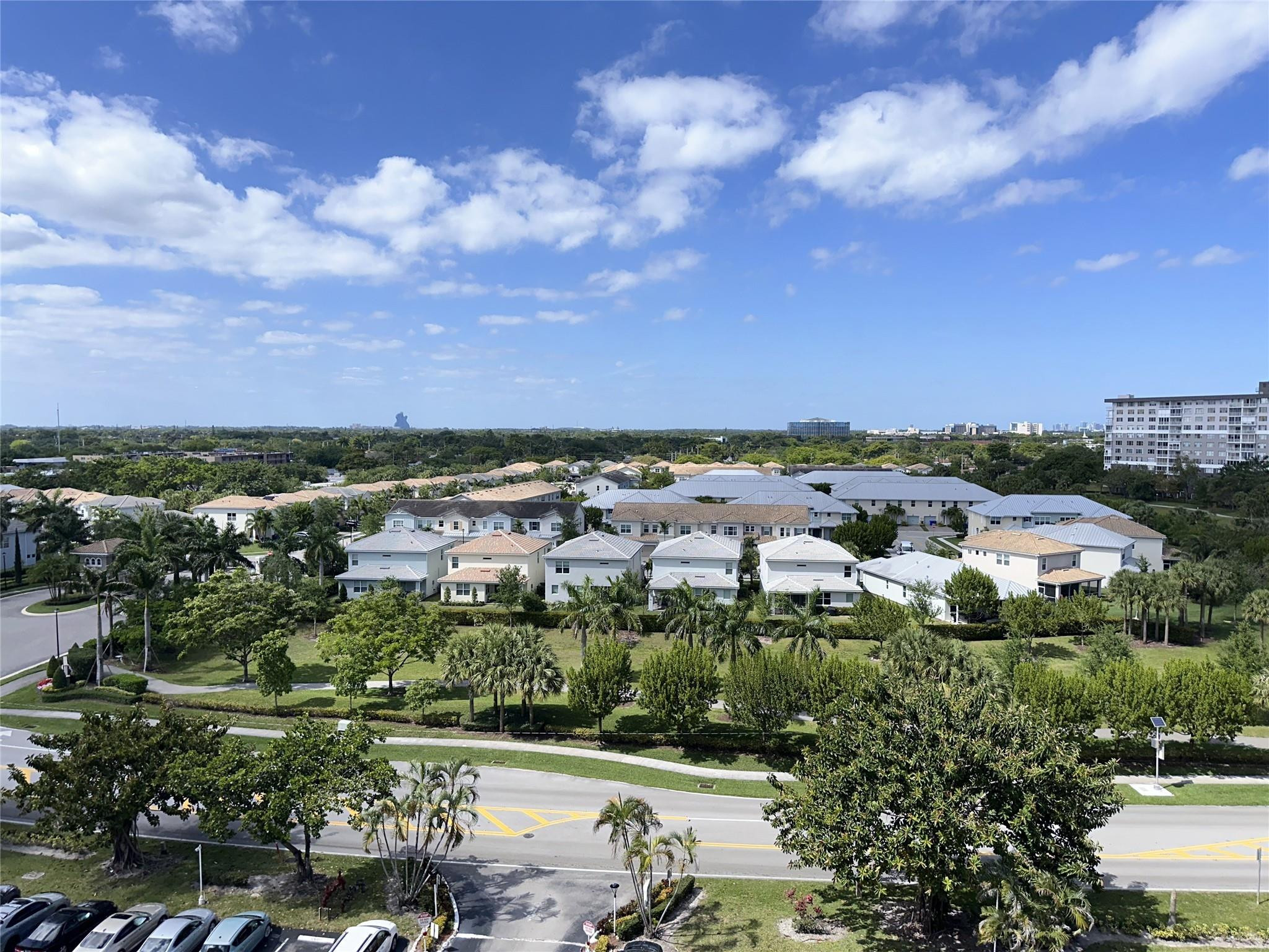 4330 Hillcrest Drive 904, Hollywood, FL 33021 — photo 1