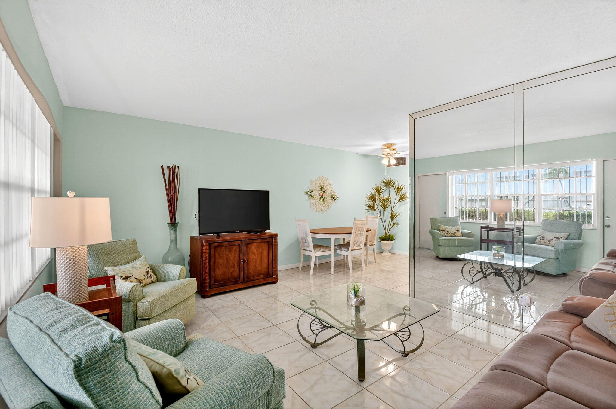 5203 NE 24th Terrace B-105, Fort Lauderdale, FL 33308 — photo 1
