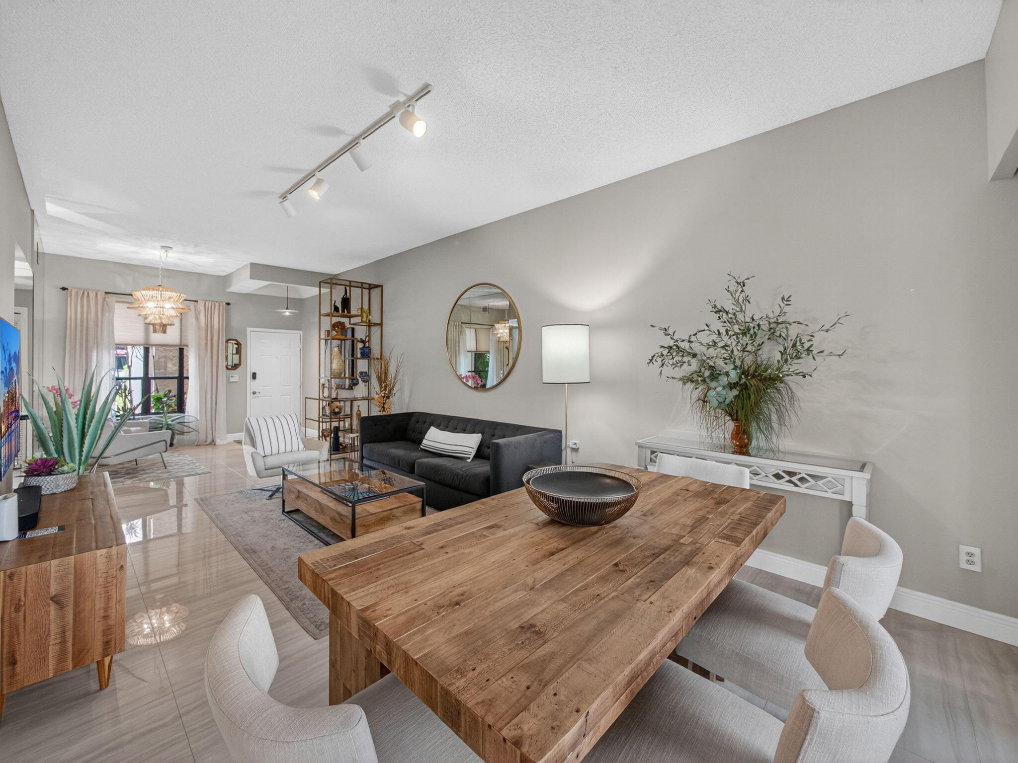 7472 La Paz Boulevard 109, Boca Raton, FL 33433 — photo 1
