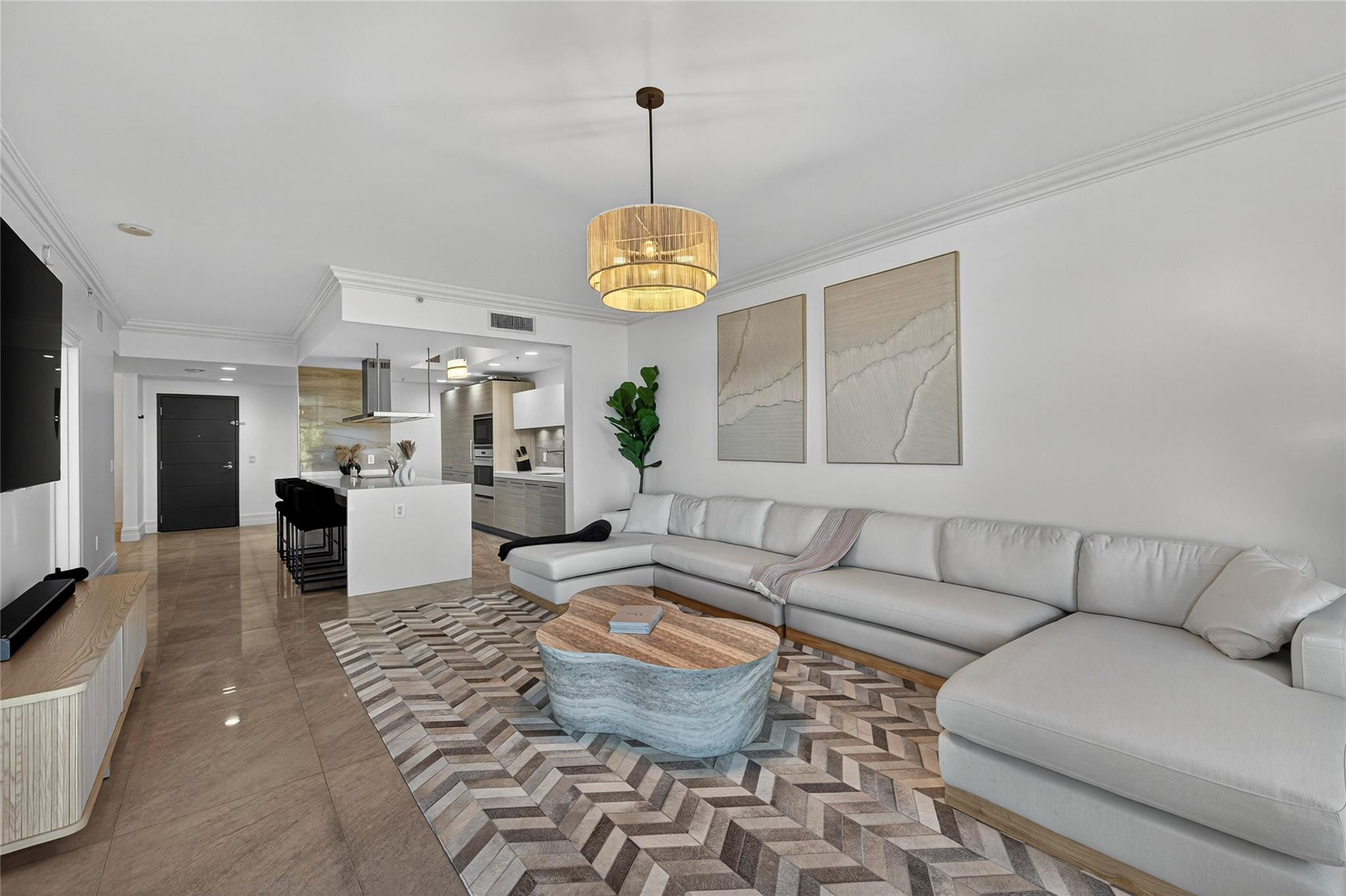 17301 Biscayne Boulevard 506, Aventura, FL 33160