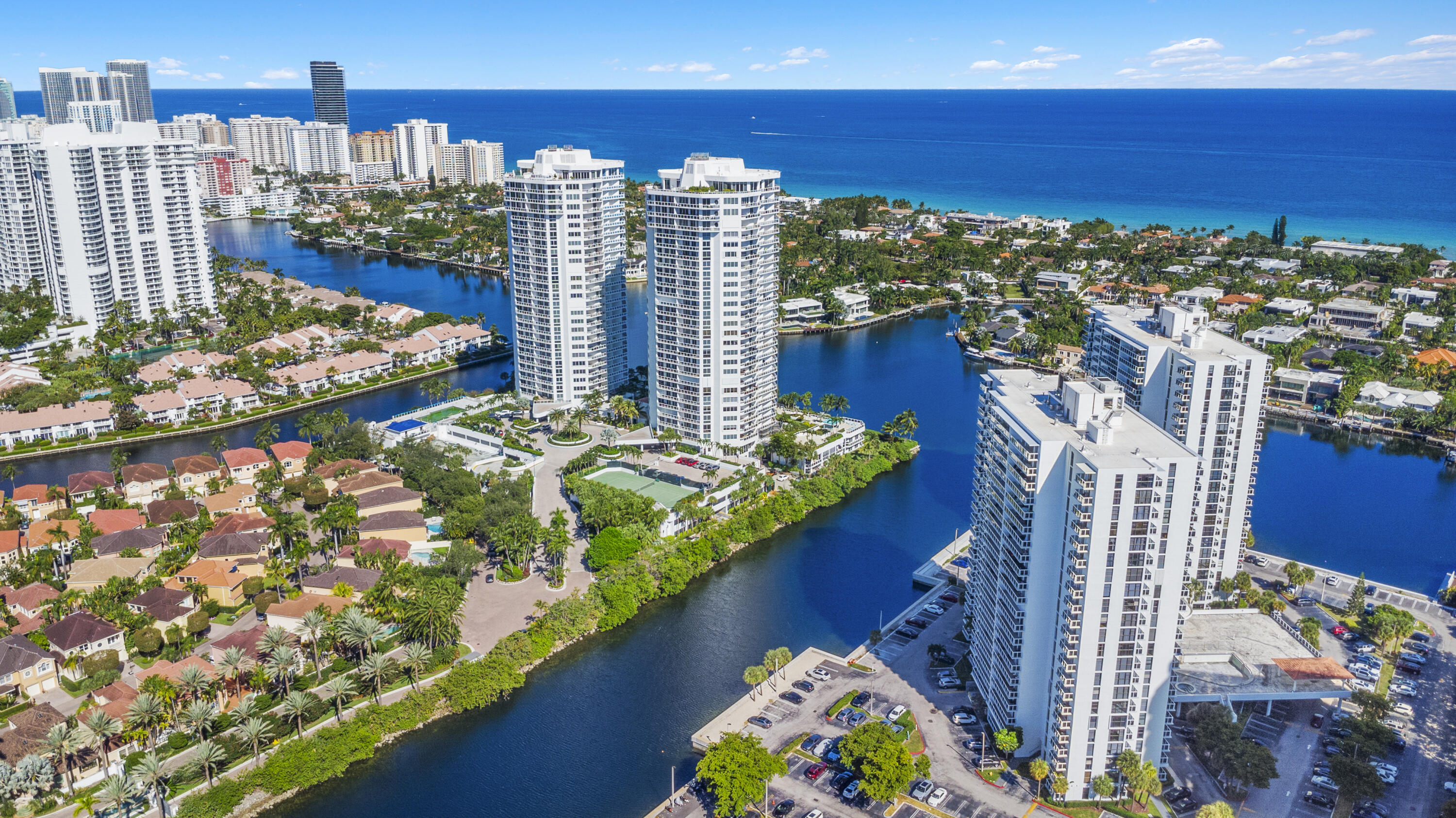 20515 E Country Club Drive 345, Aventura, FL 33180