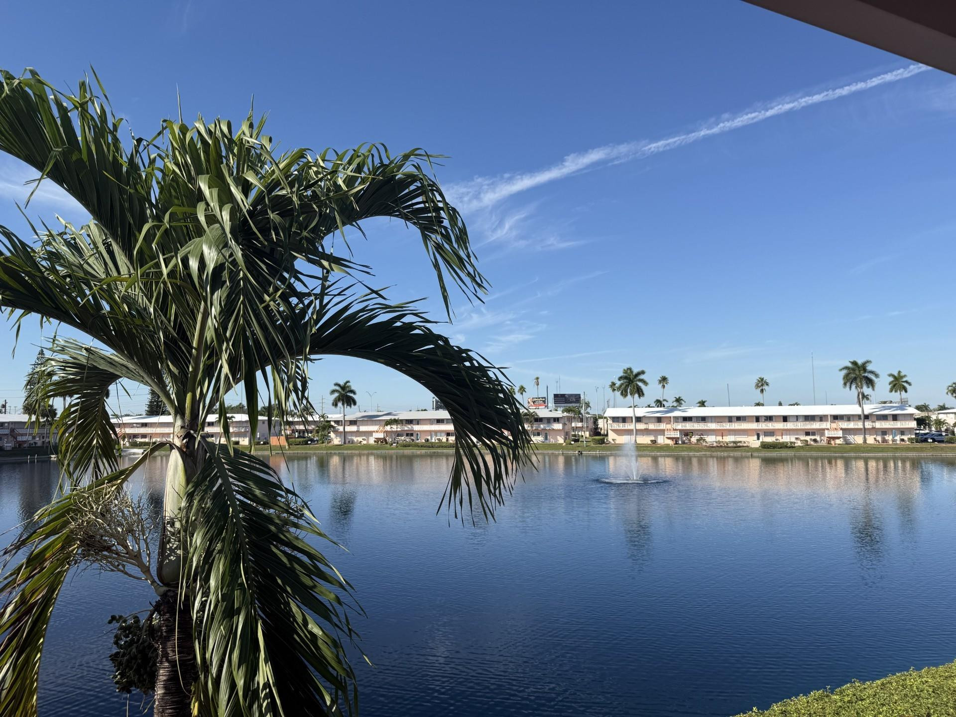 900 SW 10th Terrace 21S, Hallandale Beach, FL 33009