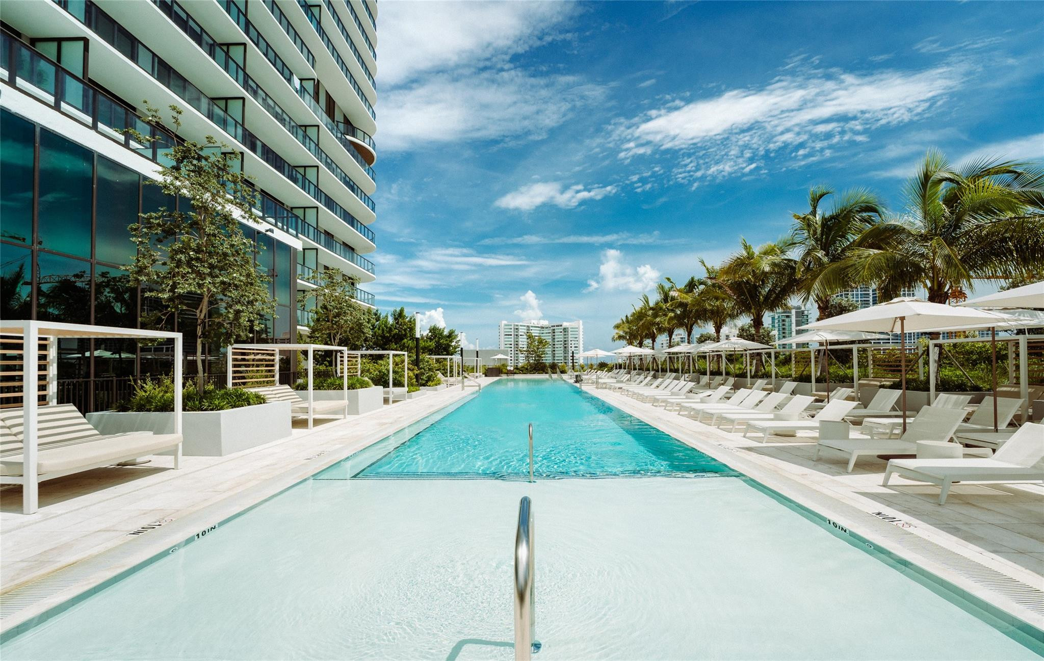 580 72nd Street 1413, Miami Beach, FL 33141 — photo 2