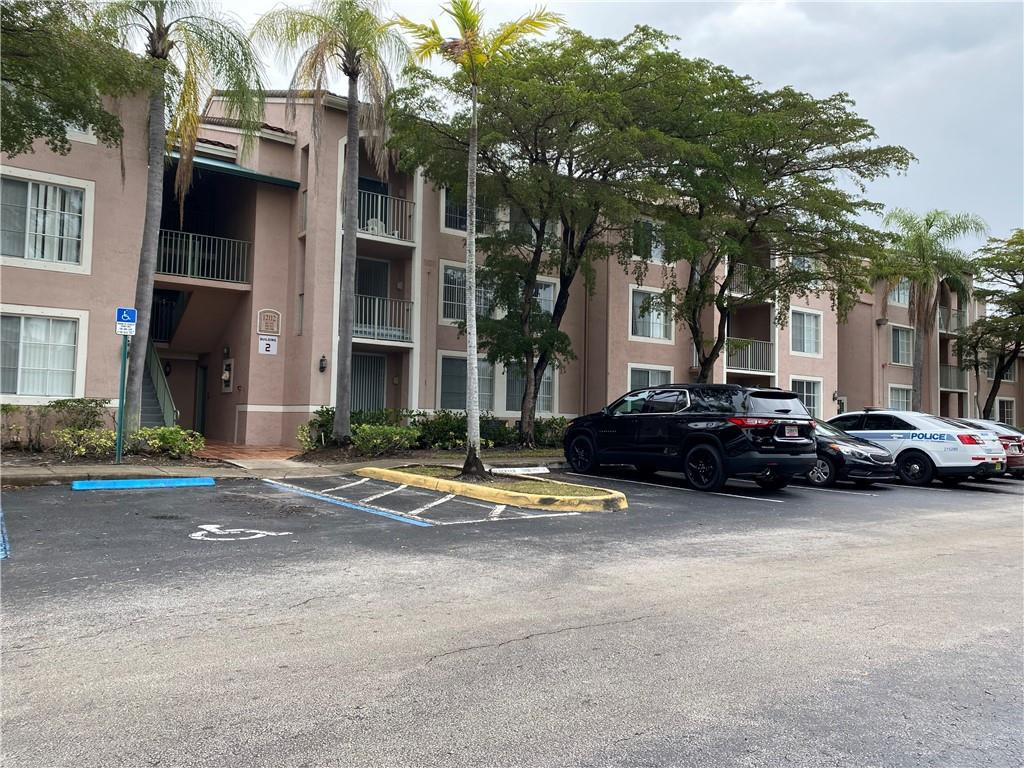 12112 Saint Andrews Place 205, Miramar, FL 33025 — photo 1