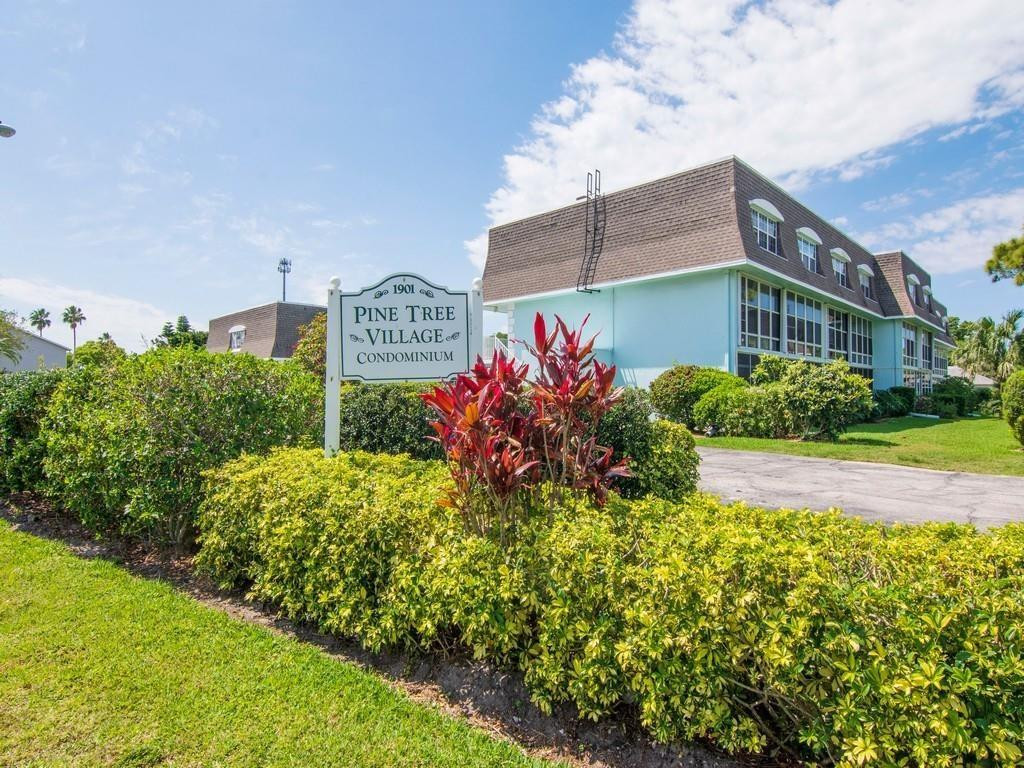 1901 Indian River Boulevard 104C, Vero Beach, FL 32960