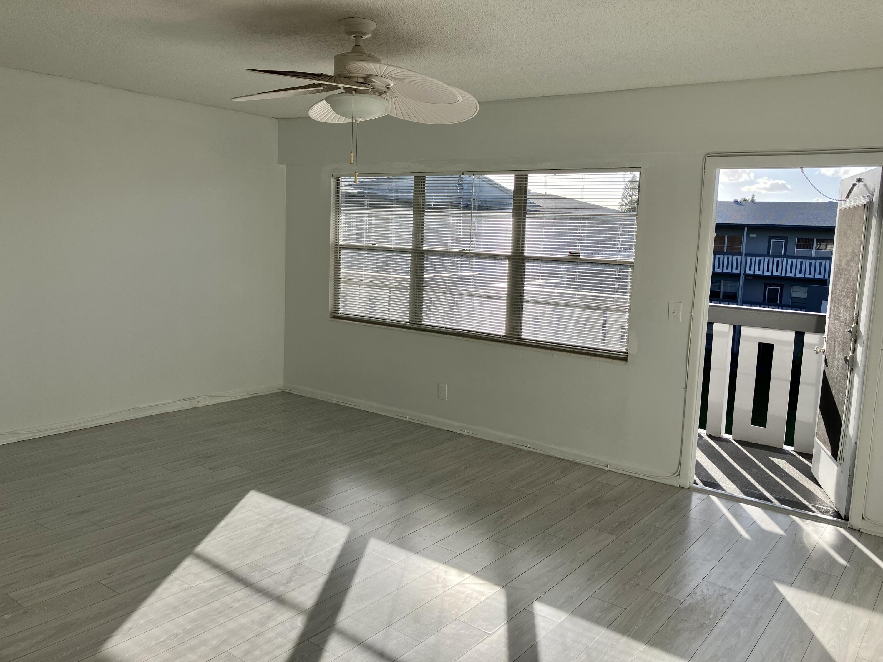 156 Suffolk D, Boca Raton, FL 33434 — photo 1