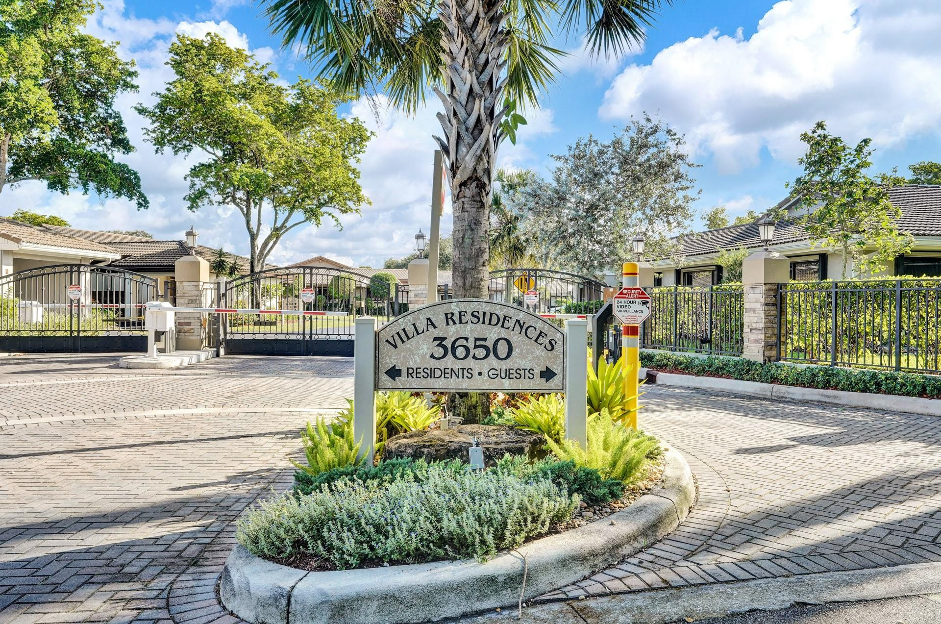 3650 N 36th Avenue 51, Hollywood, FL 33021 — photo 1