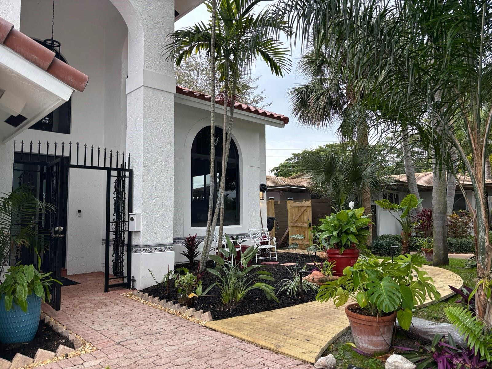 307 N Highland Drive, Hollywood, FL 33021 — photo 1