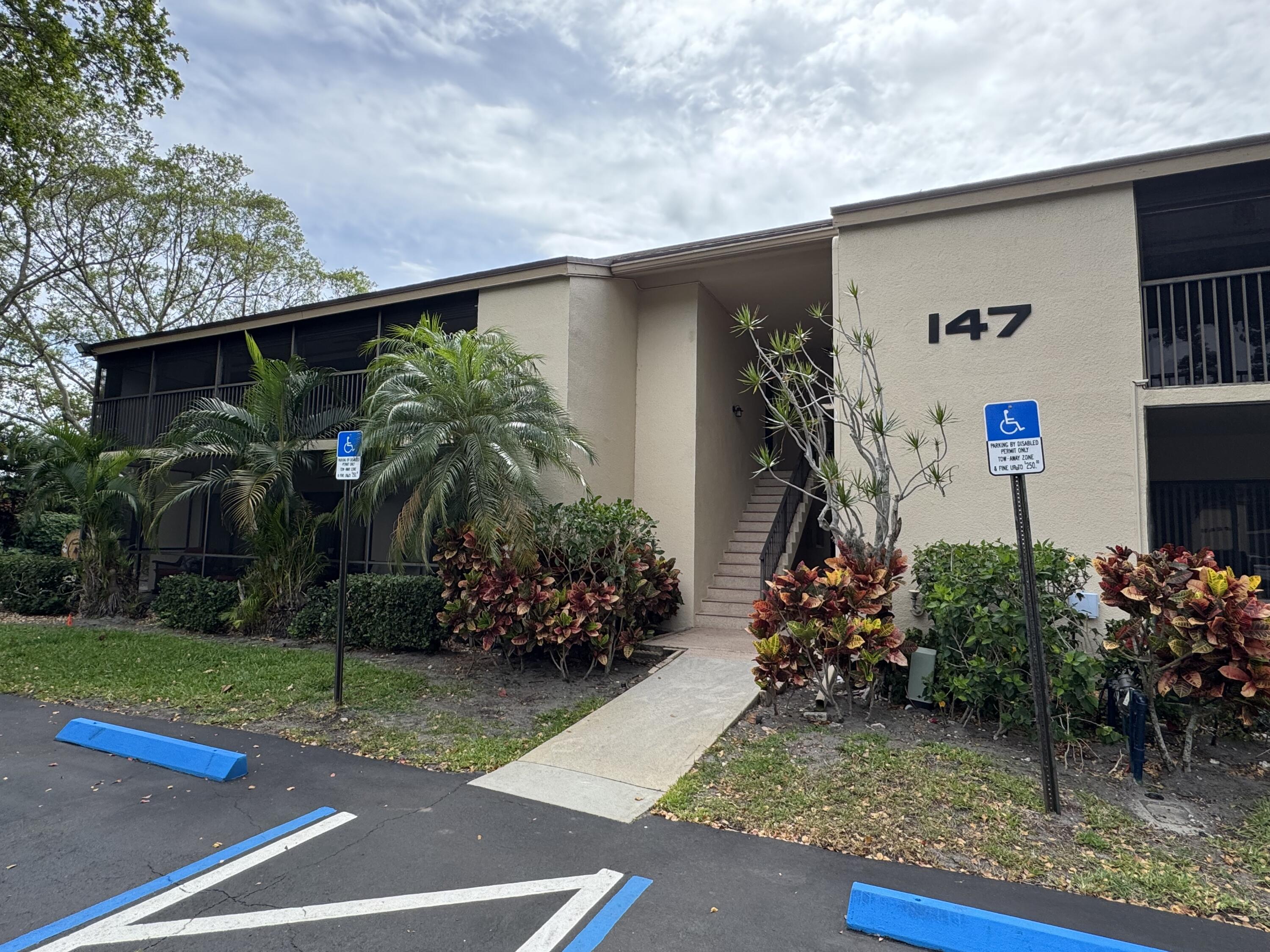 147 Deer Creek Boulevard 402, Deerfield Beach, FL 33442