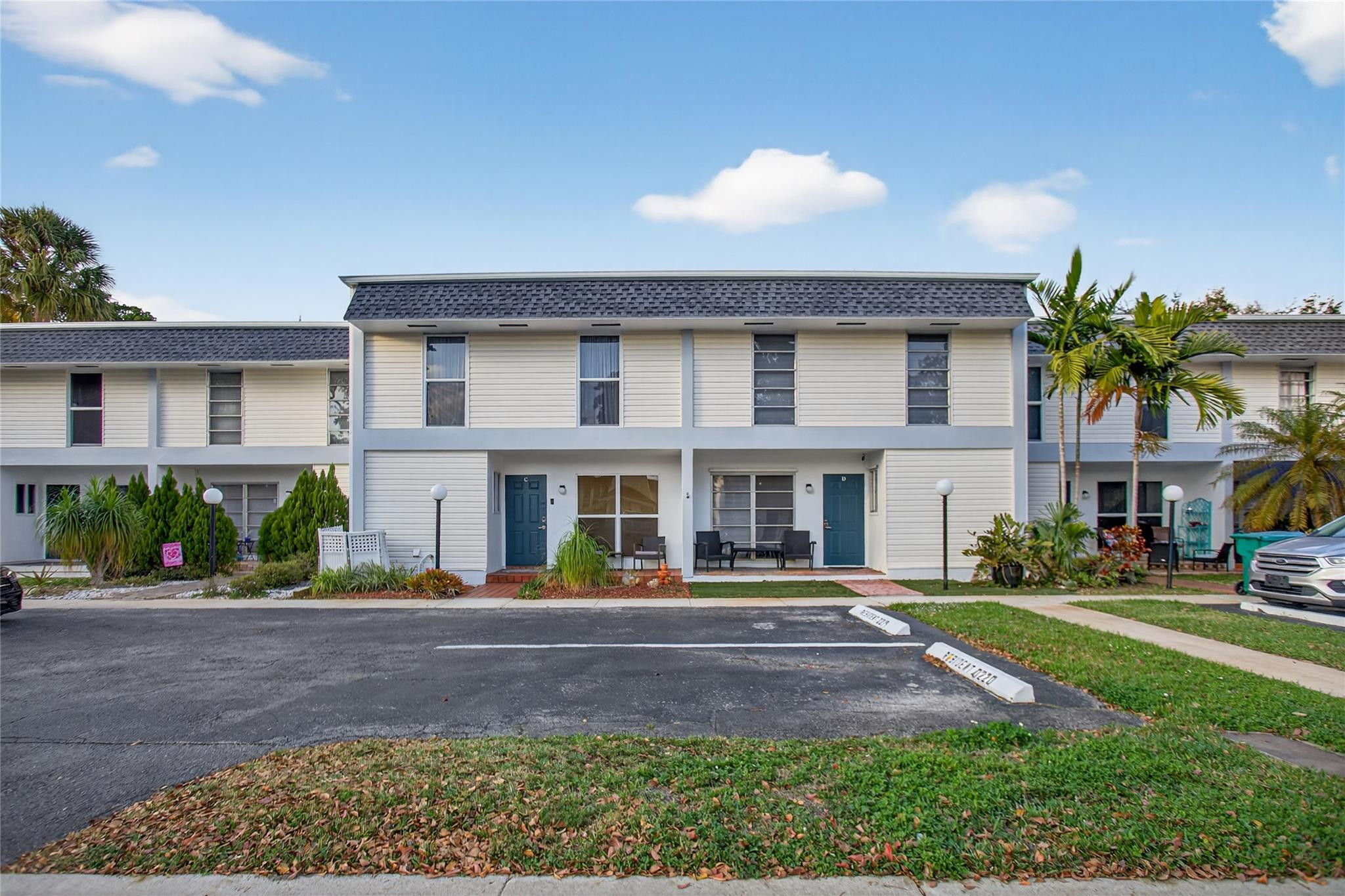3331 Farragut Street 8d, Hollywood, FL 33021 — photo 1