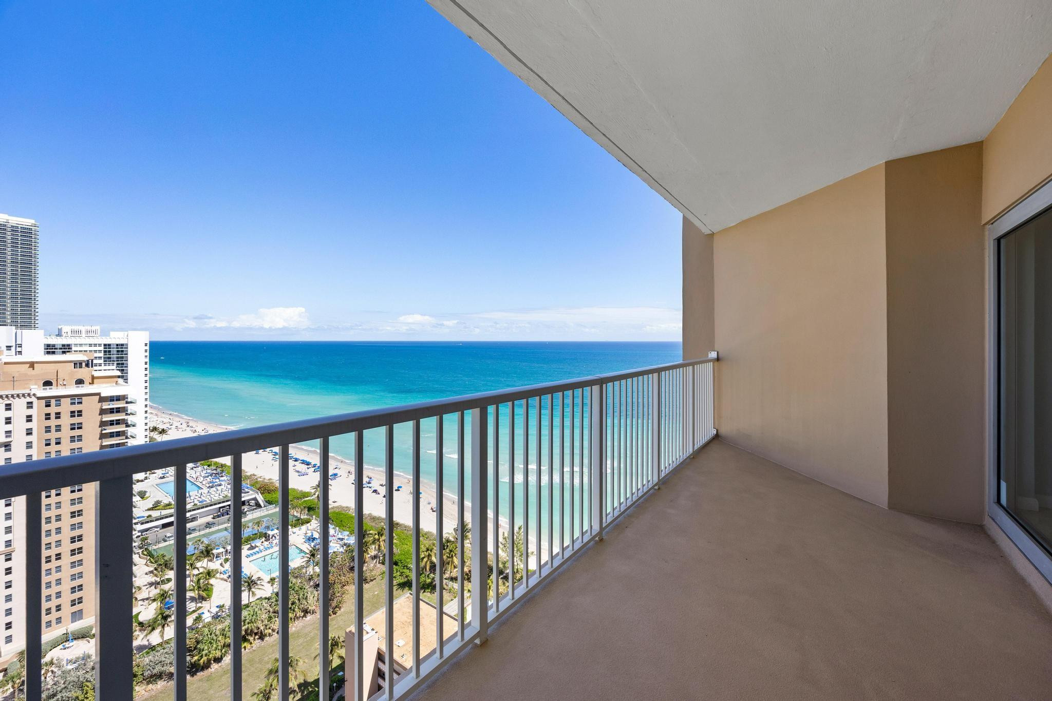 1950 S Ocean Drive PHB, Hallandale Beach, FL 33009 — photo 1