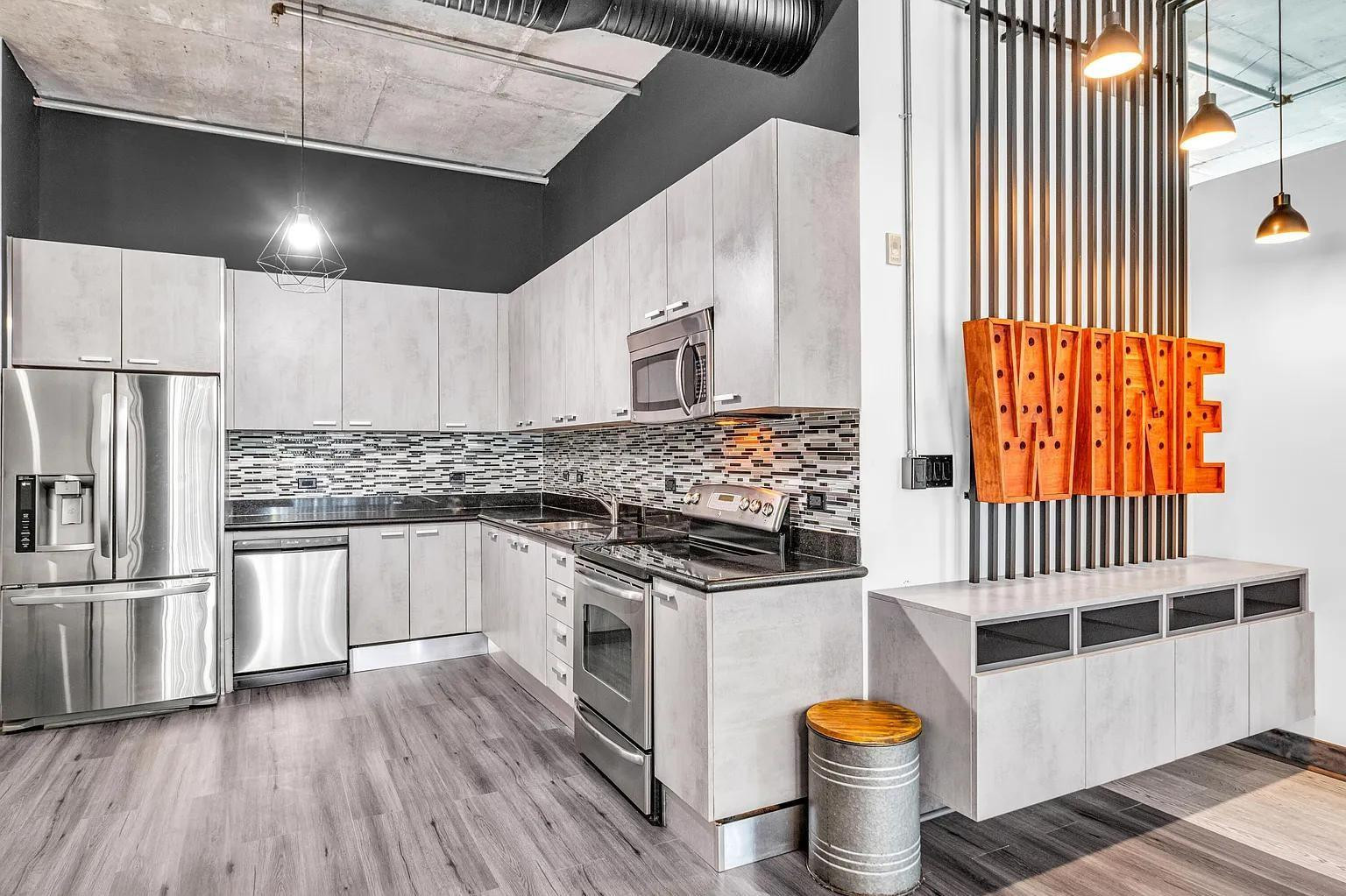 2100 Van Buren Street 203, Hollywood, FL 33020