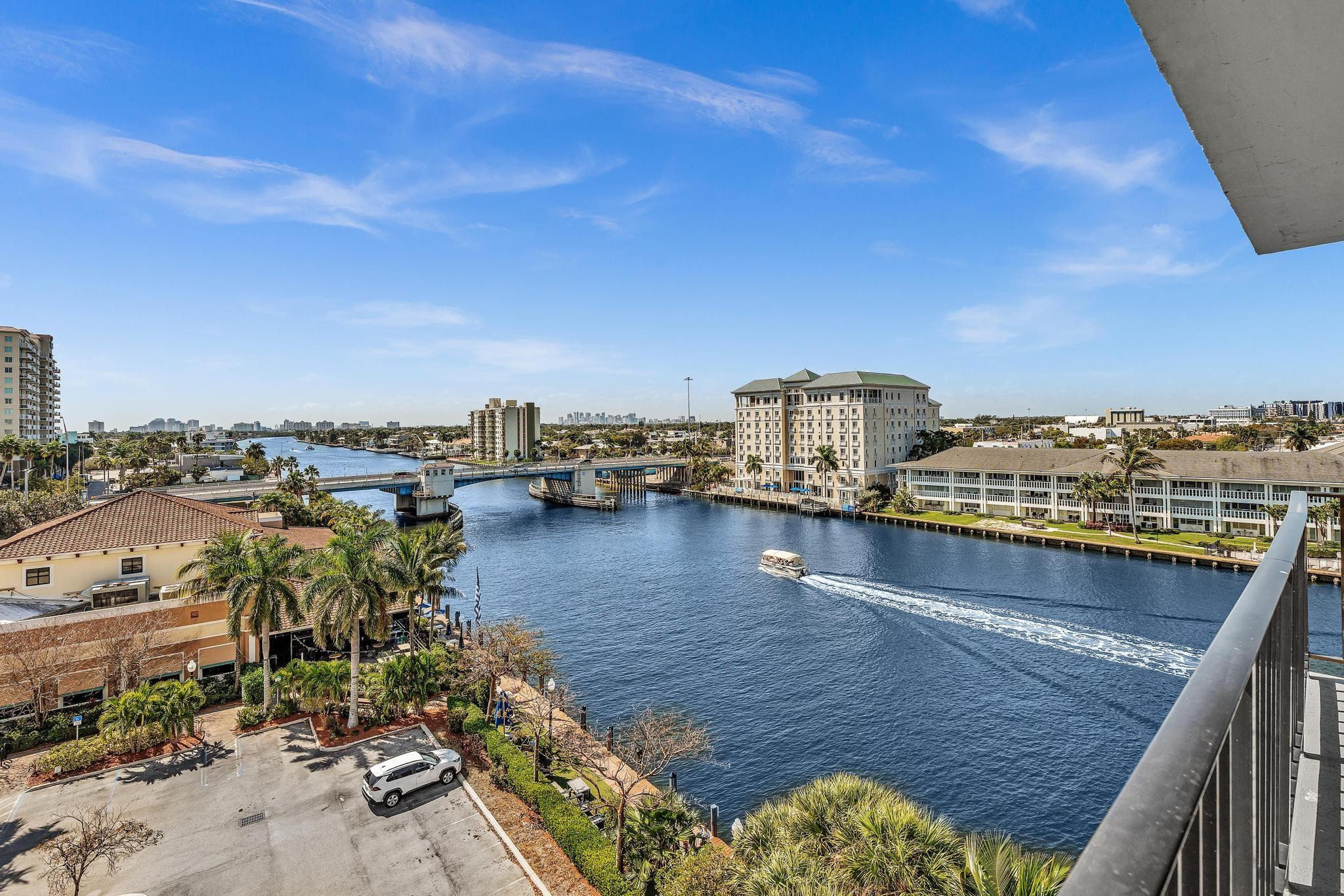 3233 NE 32nd Avenue 703, Fort Lauderdale, FL 33308 — photo 1