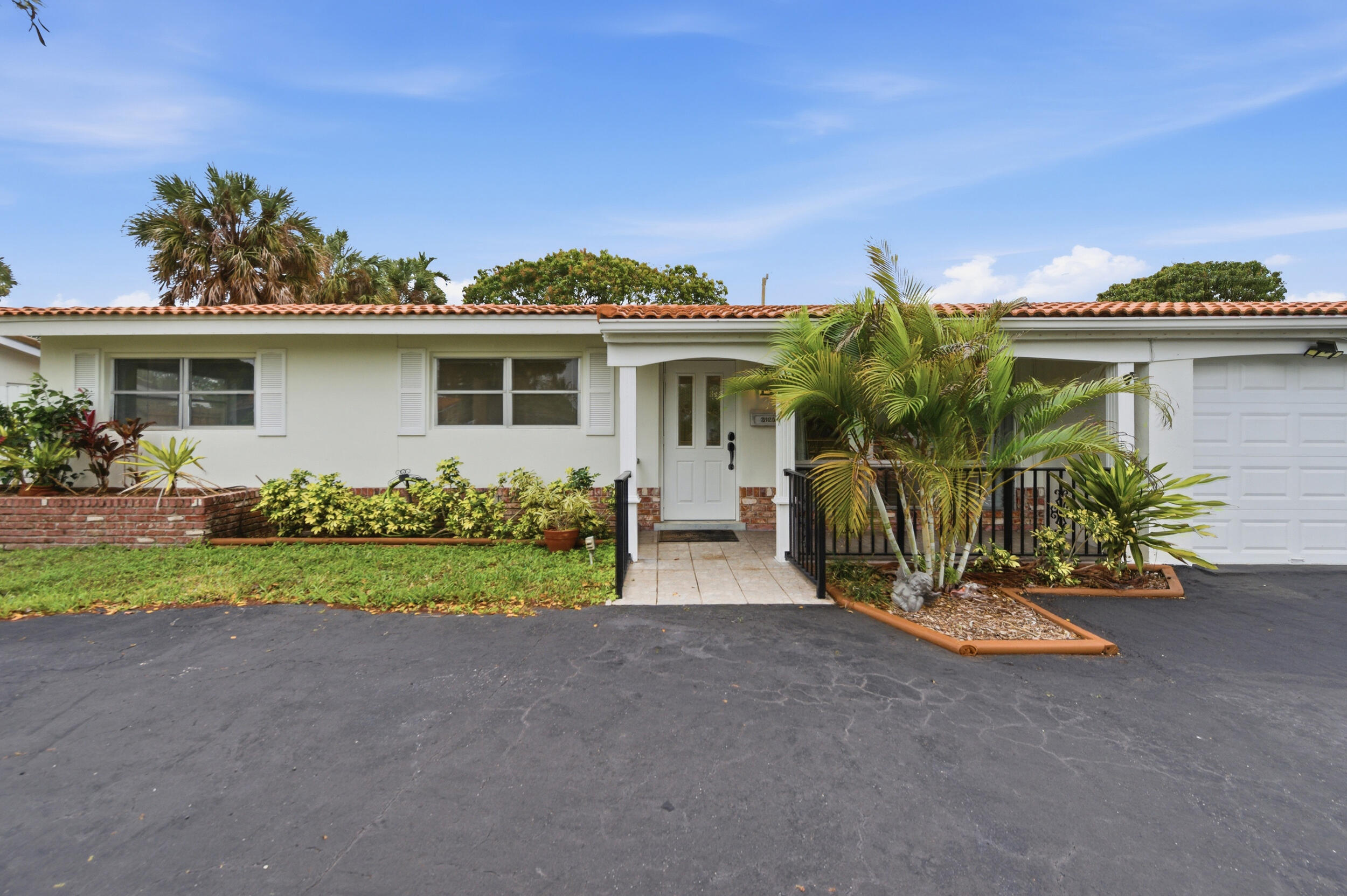 2120 NE 62nd Court, Fort Lauderdale, FL 33308 — photo 1