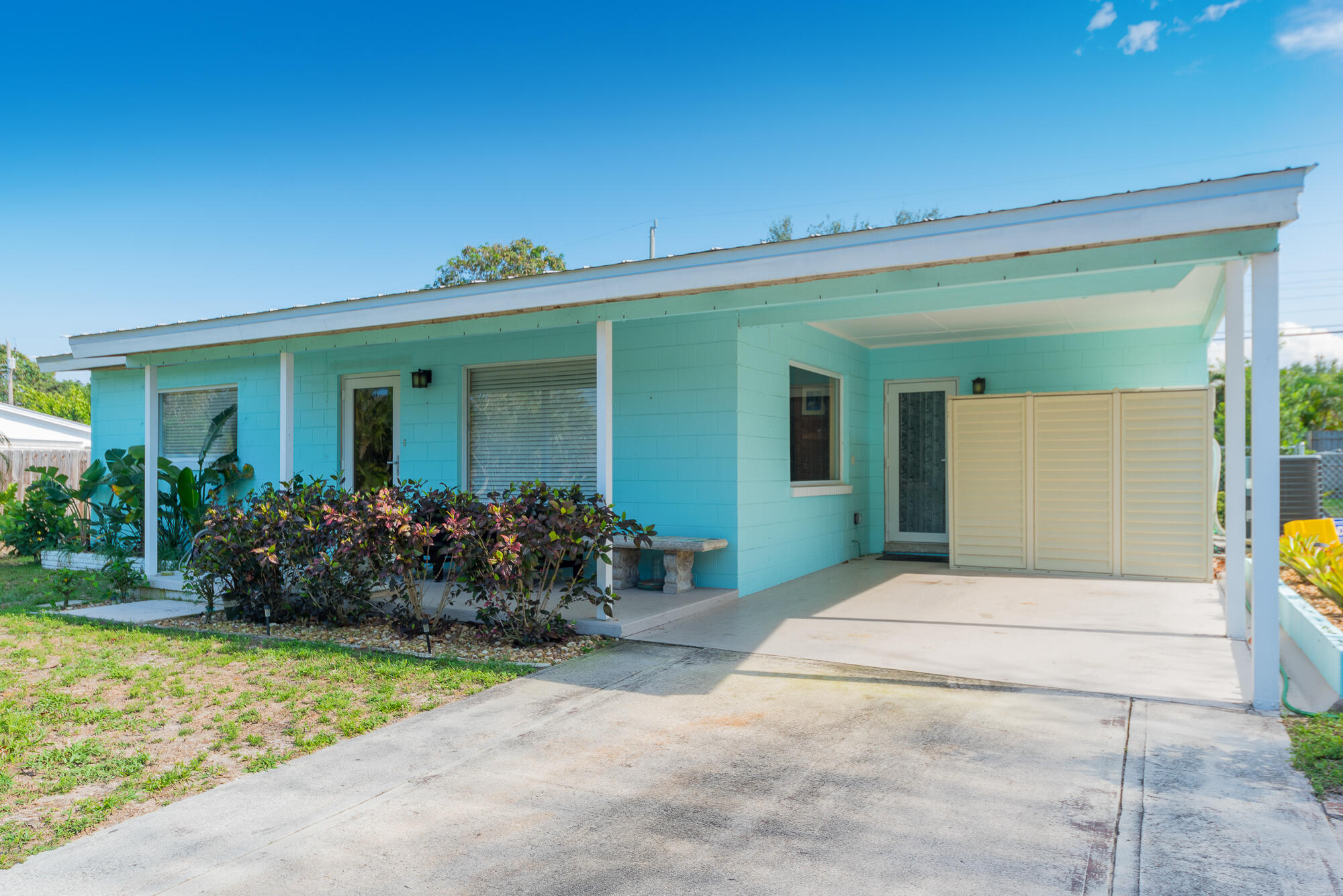 2574 NE Roberta Street, Jensen Beach, FL 34957 — photo 1