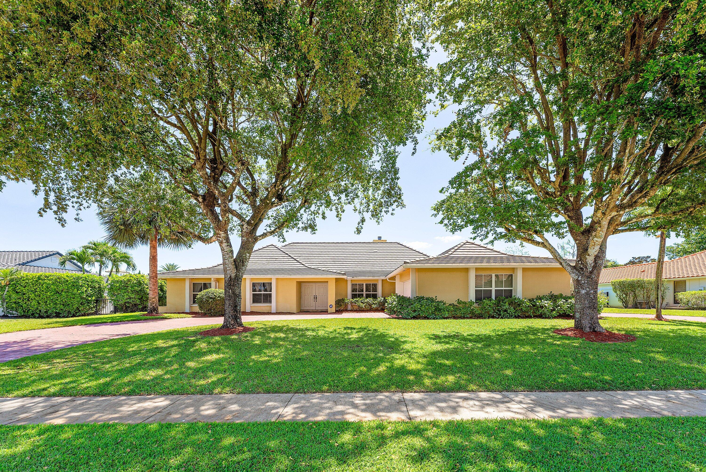 2099 Greenview Cove Drive, Wellington, FL 33414 — photo 1