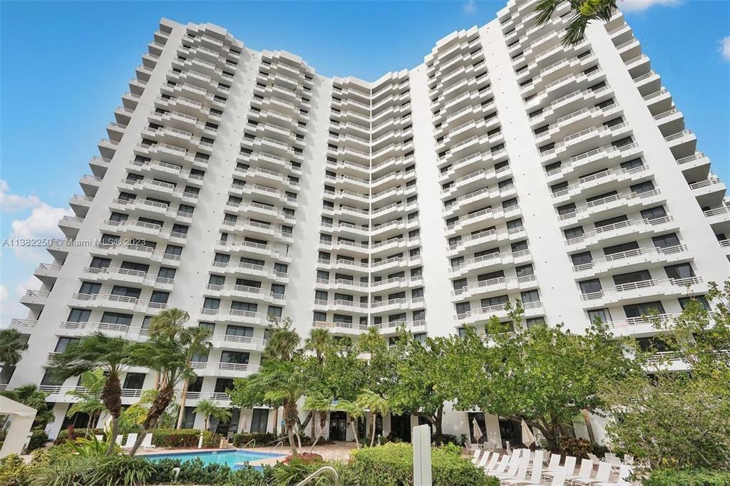 3300 NE 192nd Street Ph11, Aventura, FL 33180