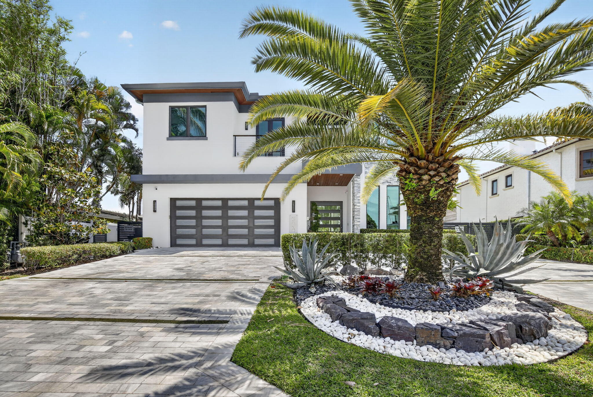 334 Isle Of Capri Drive, Fort Lauderdale, FL 33301 — photo 1