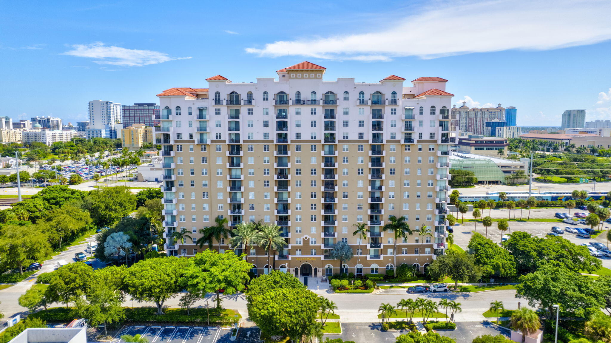 616 Clearwater Park Road 1013, West Palm Beach, FL 33401 — photo 1