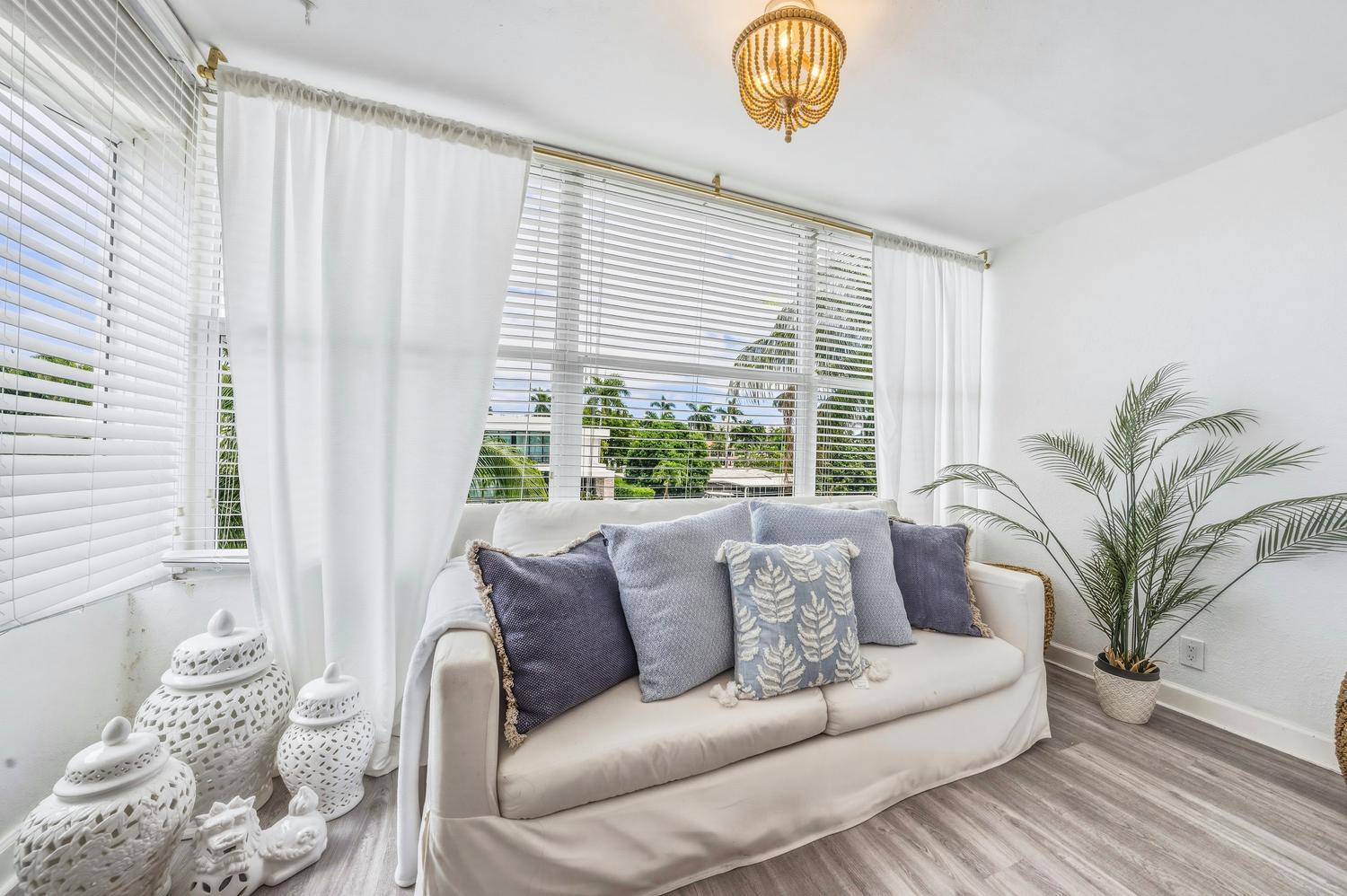 40 Isle Of Venice Drive 9, Fort Lauderdale, FL 33301 — photo 18