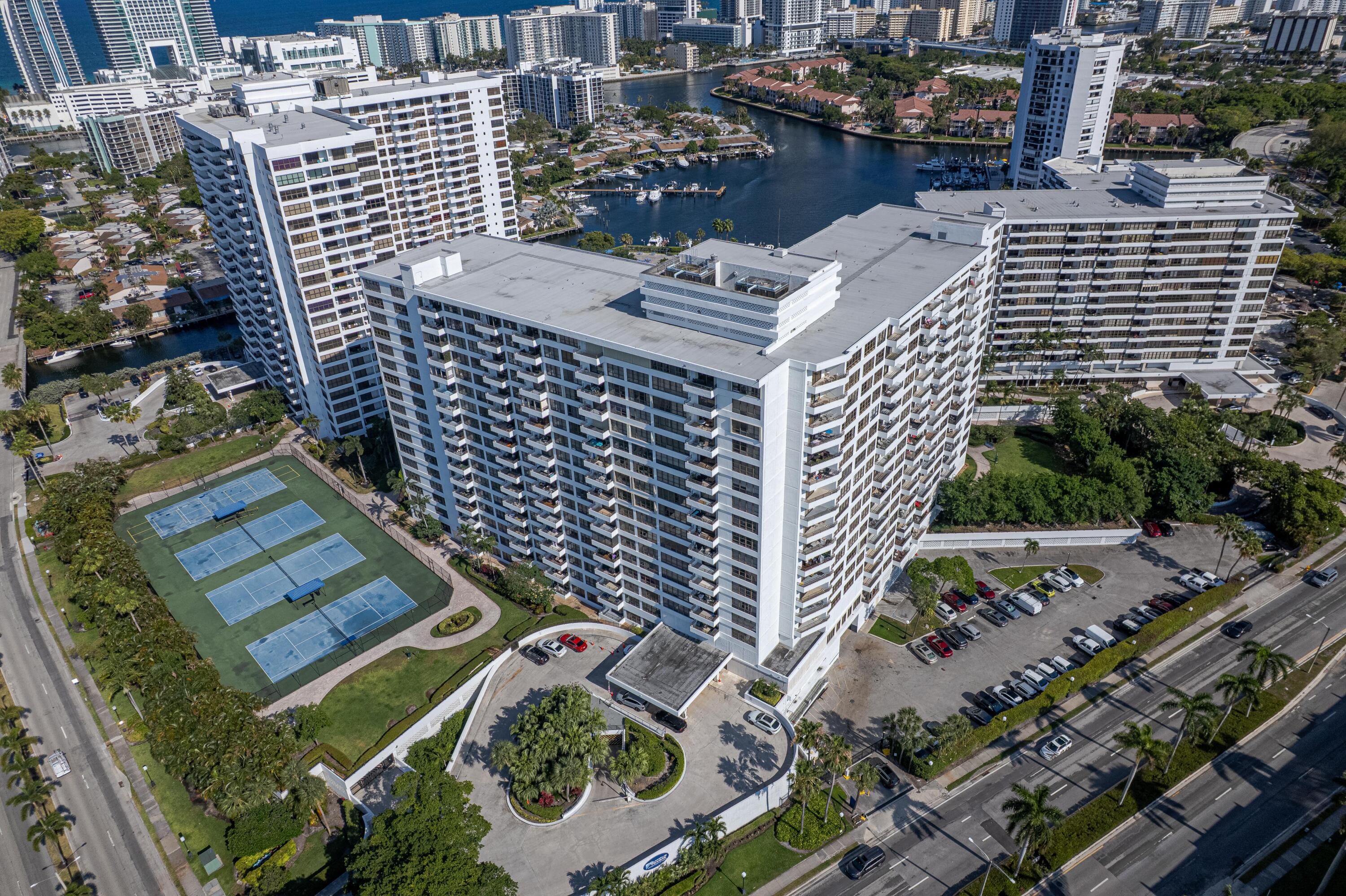 600 Three Islands Boulevard 121, Hallandale Beach, FL 33009 — photo 1