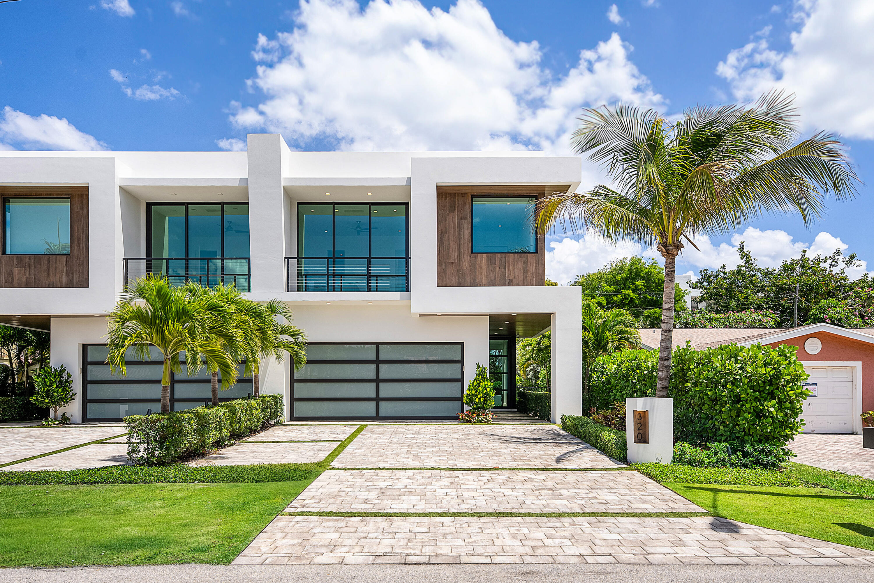 320 NE Wavecrest Way, Boca Raton, FL 33432 — photo 1