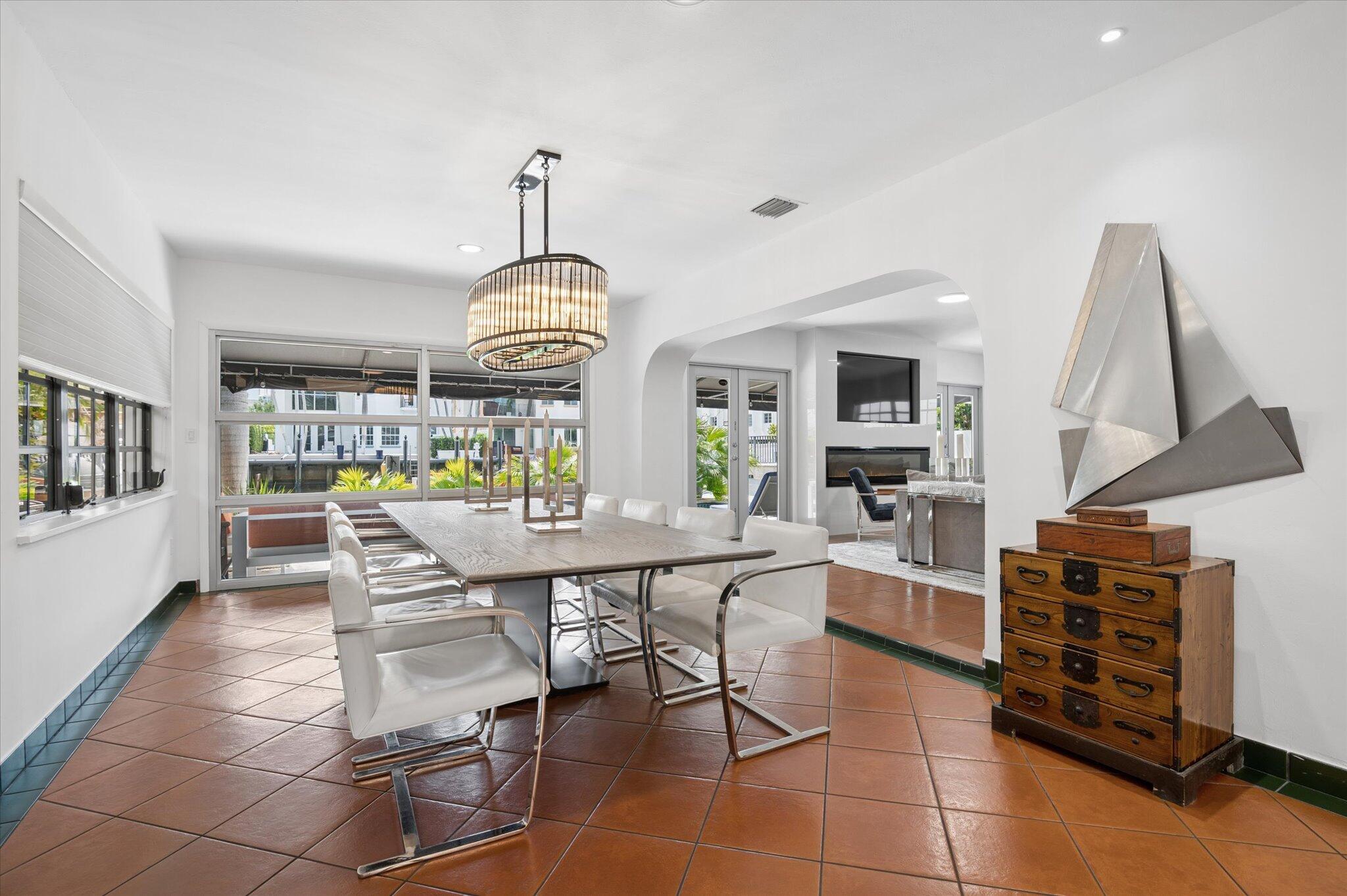 325 Coconut Isle Drive, Fort Lauderdale, FL 33301 — photo 1