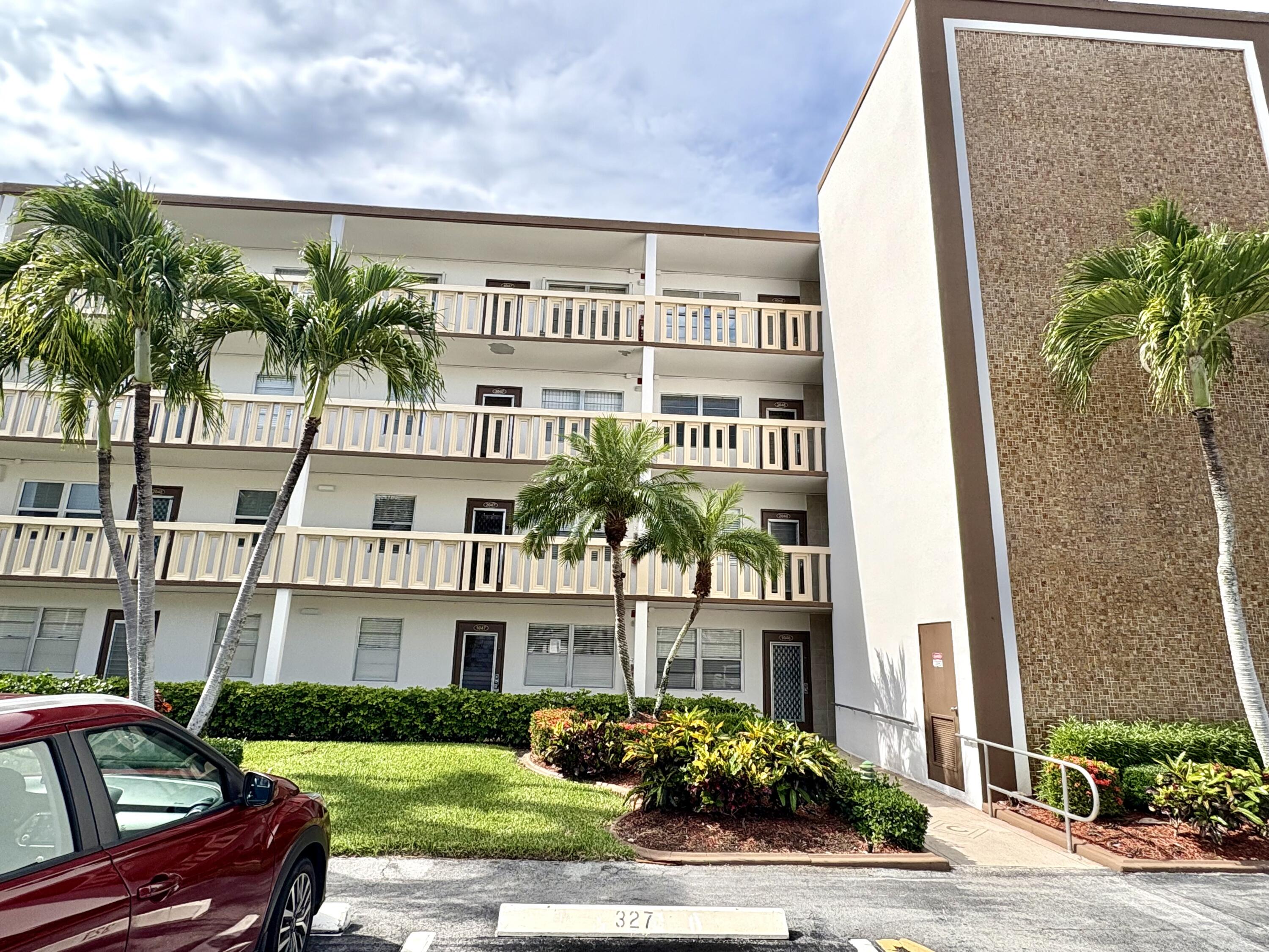 4046 Guildford C, Boca Raton, FL 33434