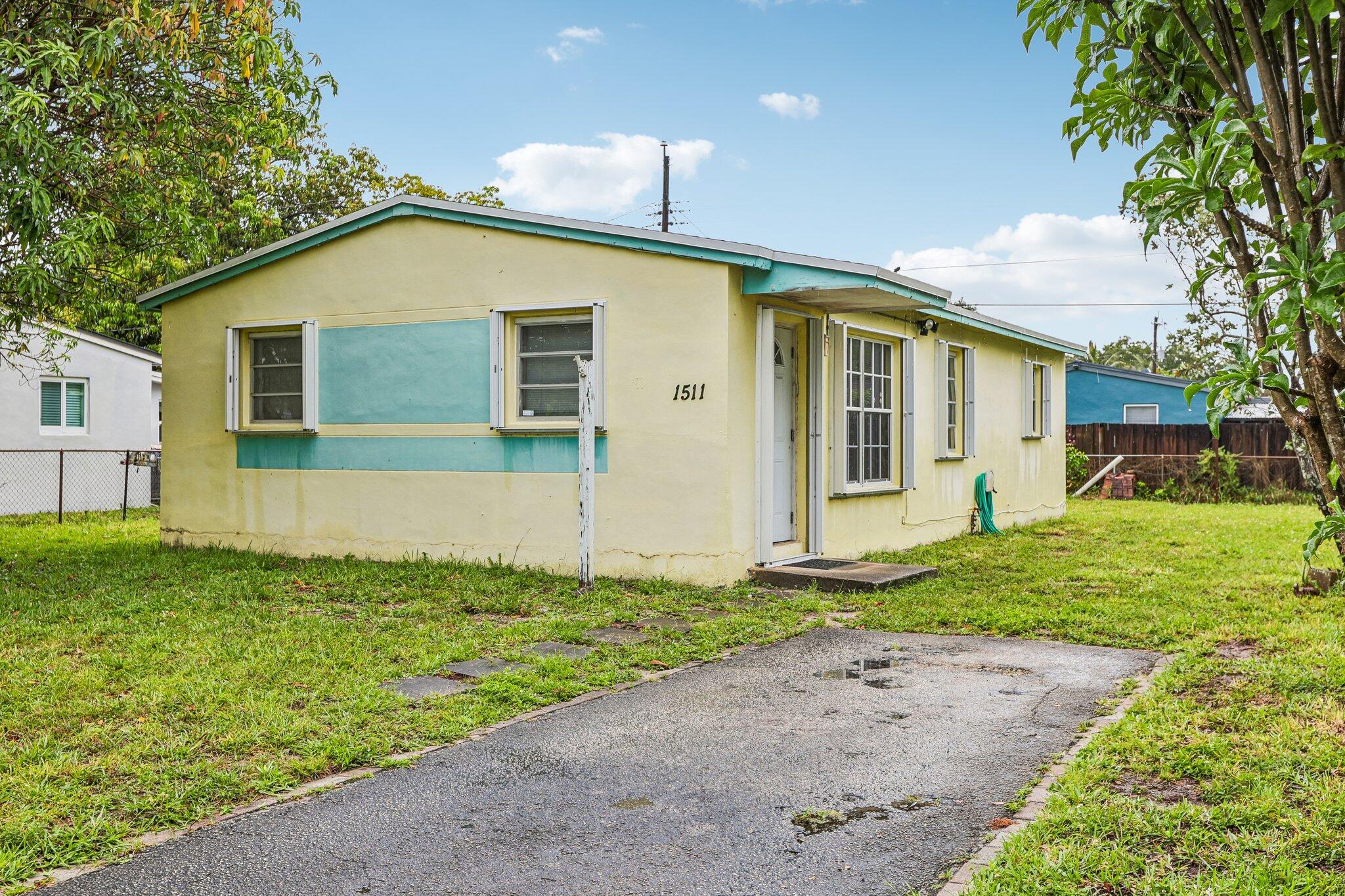 1511 N 70th Terrace, Hollywood, FL 33024 — photo 1