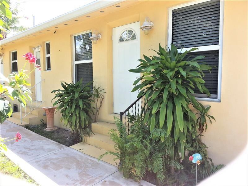 1123 N 17th Avenue 1, Hollywood, FL 33020 — photo 1